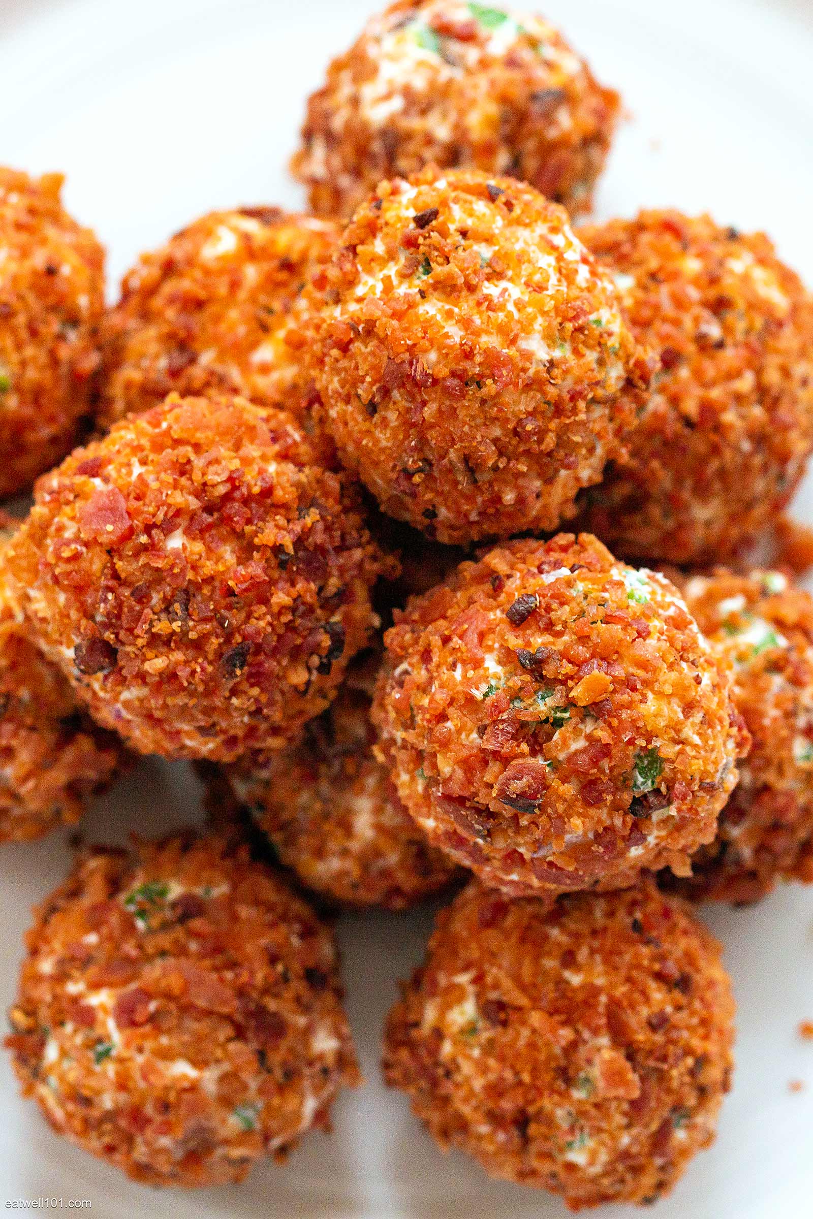 Bacon Jalapeño Cream Cheese Balls 1 - #recipe by #eatwell101®